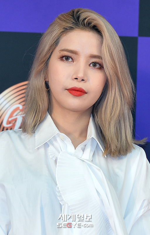 [포토] 마마무 솔라 섹시합 레드립