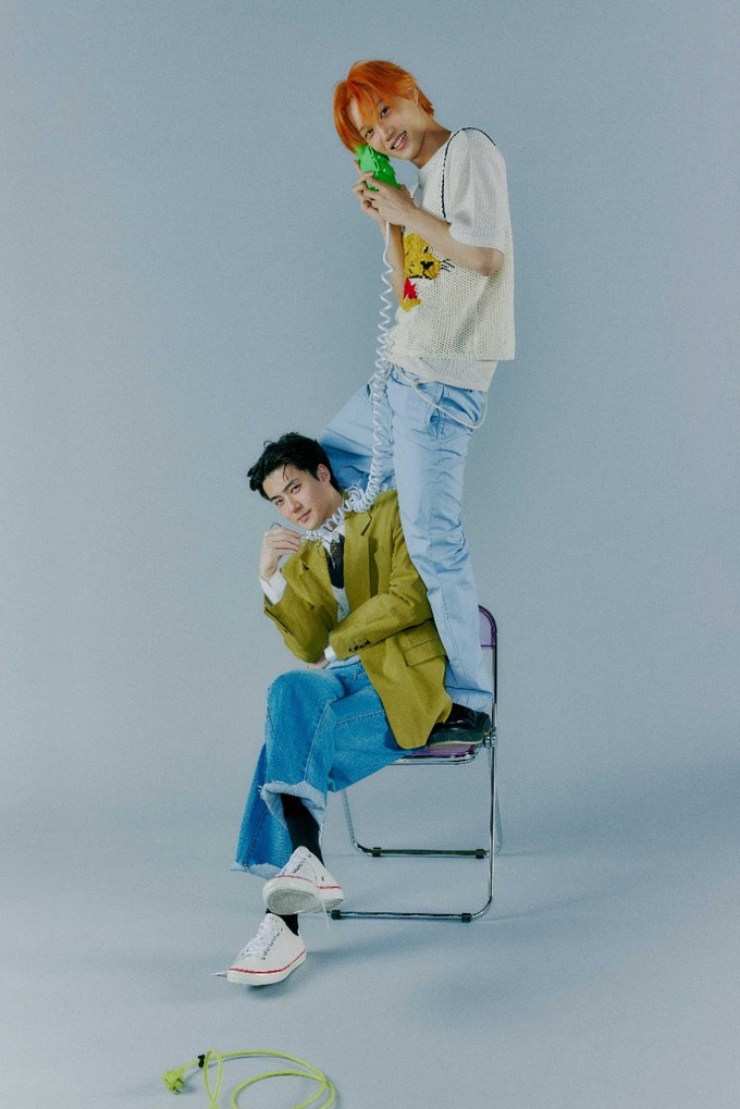 카이, 데뷔 이래 이런 스타일링 처음...너드 컨셉에 심쿵할 일? 팬들 화제
