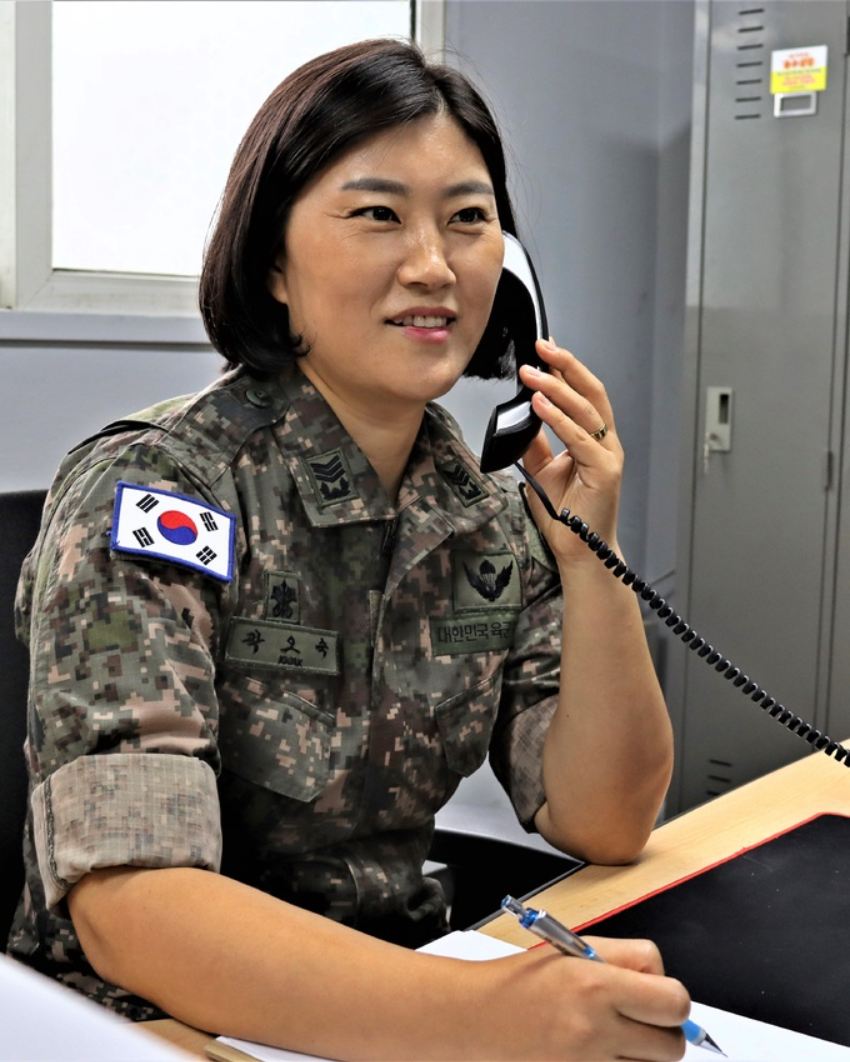 나라 지키며 기부·봉사 앞장… 35사단 ‘슈퍼맘’ 곽오숙 상사