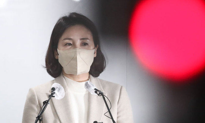 이재명 지지율 정체에 진화 나서… 법카·심부름 해명은 없었다