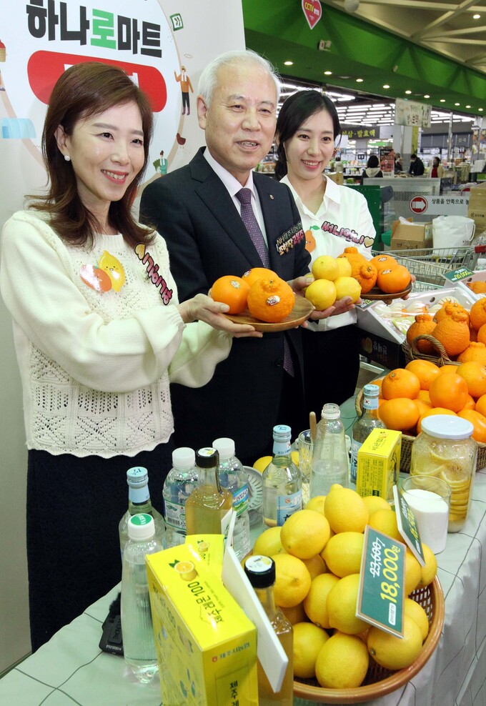 ‘청정 제주’ 농산물 라이브커머스로 편하게 쇼핑하세요