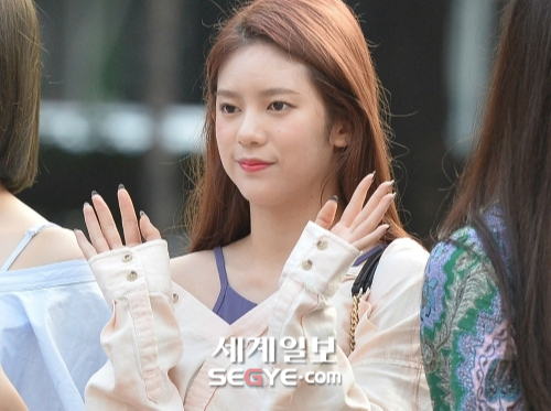 모모랜드 前 멤버 데이지 탈퇴 아닌 해고… 쫓겨난 이유 모른다