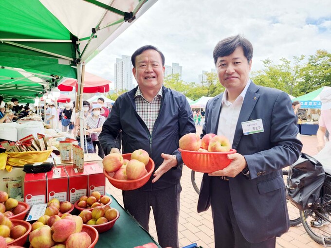 서울농협, 추석맞이 올림픽공원 직거래장터 개장