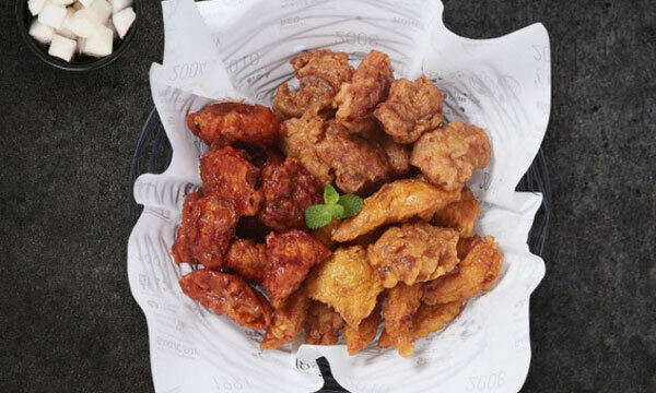치킨 시키기 두려운 시대, 교촌 치킨 3000원 인상
