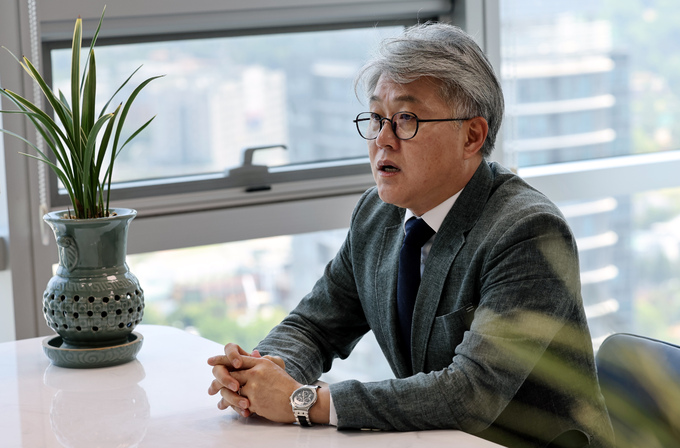 이인배 국립통일교육원장 “청년세대 통일 인식 옅어져… 교육 기본교재 제작에 온힘” [세계초대석]