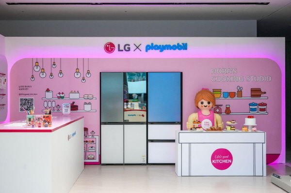 LG전자 베스트샵 부산본점, ‘플레이모빌’ 팝업스토어 운영… 피규어 전시