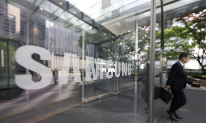 [속보] 삼성전자 3분기 영업이익 2조4000억원… 작년 동기 대비 77.9%↓