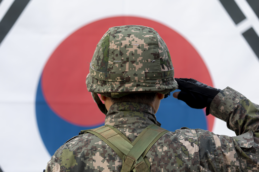 “내가 뱉은 과일 먹어” 후임 학대한 해병대원 “가혹행위? 서로 장난이었다” 주장
