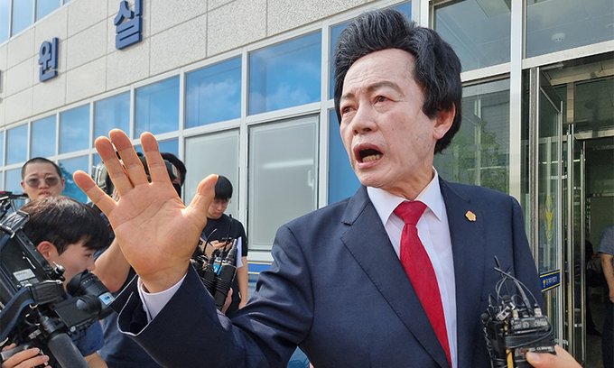 ‘하늘궁 신도 성추행 혐의’ 허경영 “기획 고소”