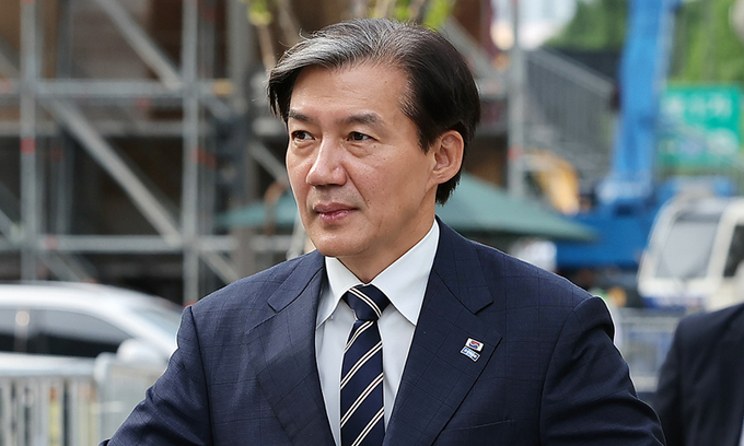 임종석 이어 조국… 檢 ‘文 전 사위 채용’ 관련 소환