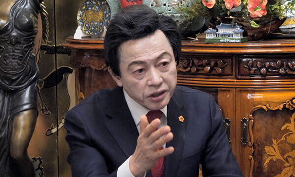 경찰, 허경영 ‘하늘궁’ 압수수색…사기 등 혐의