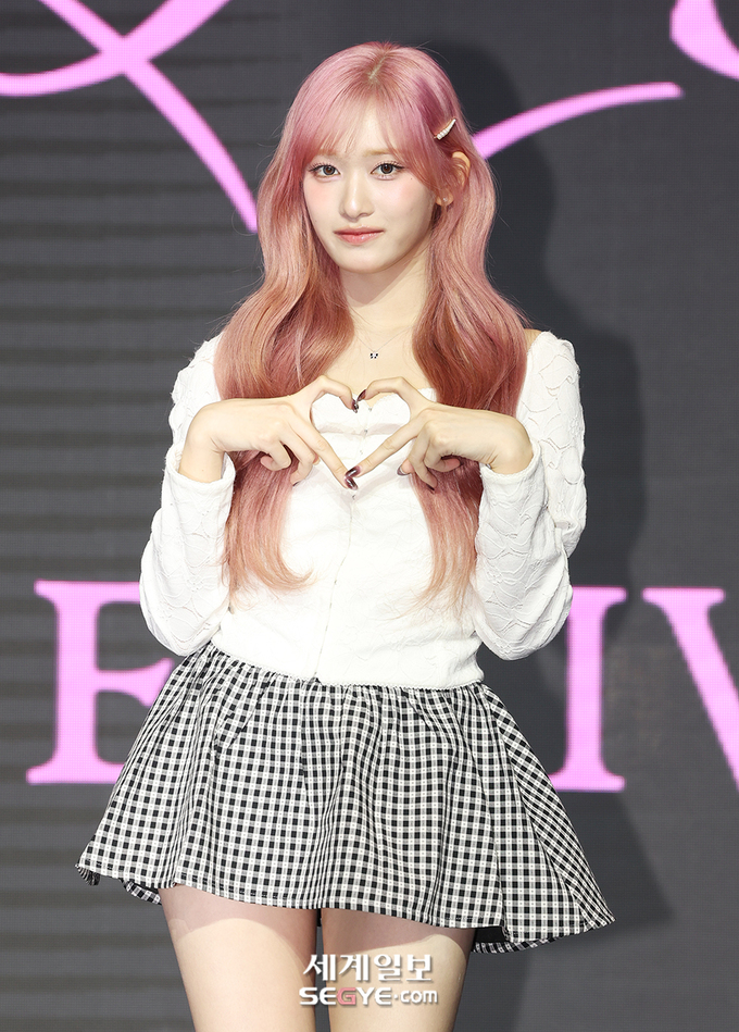 [포토] 아이브 이서 핑크 헤어 어때요?