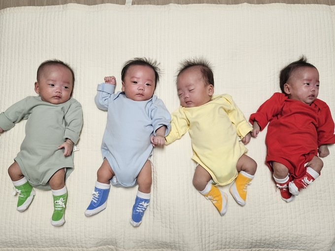 축복도 감동도 5배…“‘다섯쌍둥이’ 건강하게 컸어요”
