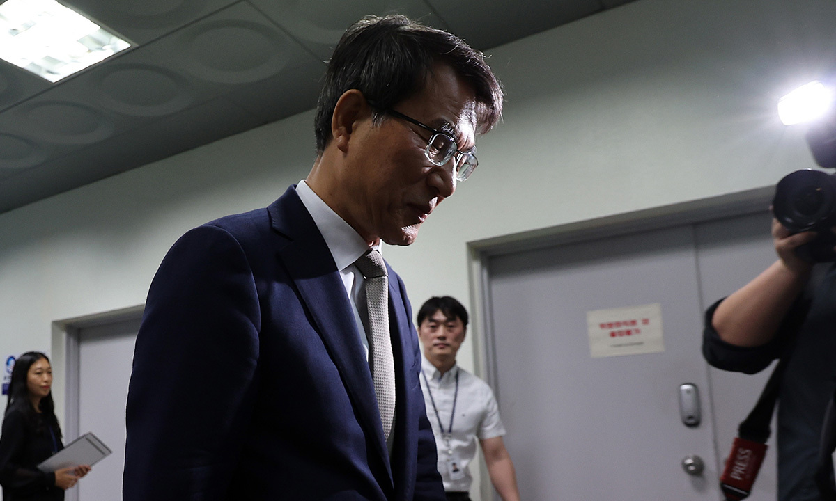 ‘용지반출’ ‘대리투표’…부정선거론 키운 선관위