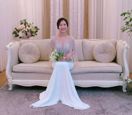 안경선배 김은정 웨딩 사진 공개… 이탈리아로 신혼여행
