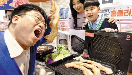 집에서 고기 구워 먹을땐…