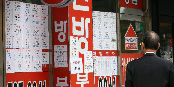 남에 집 파느니, 차라리 물려주자 강남 증여 180% 급증