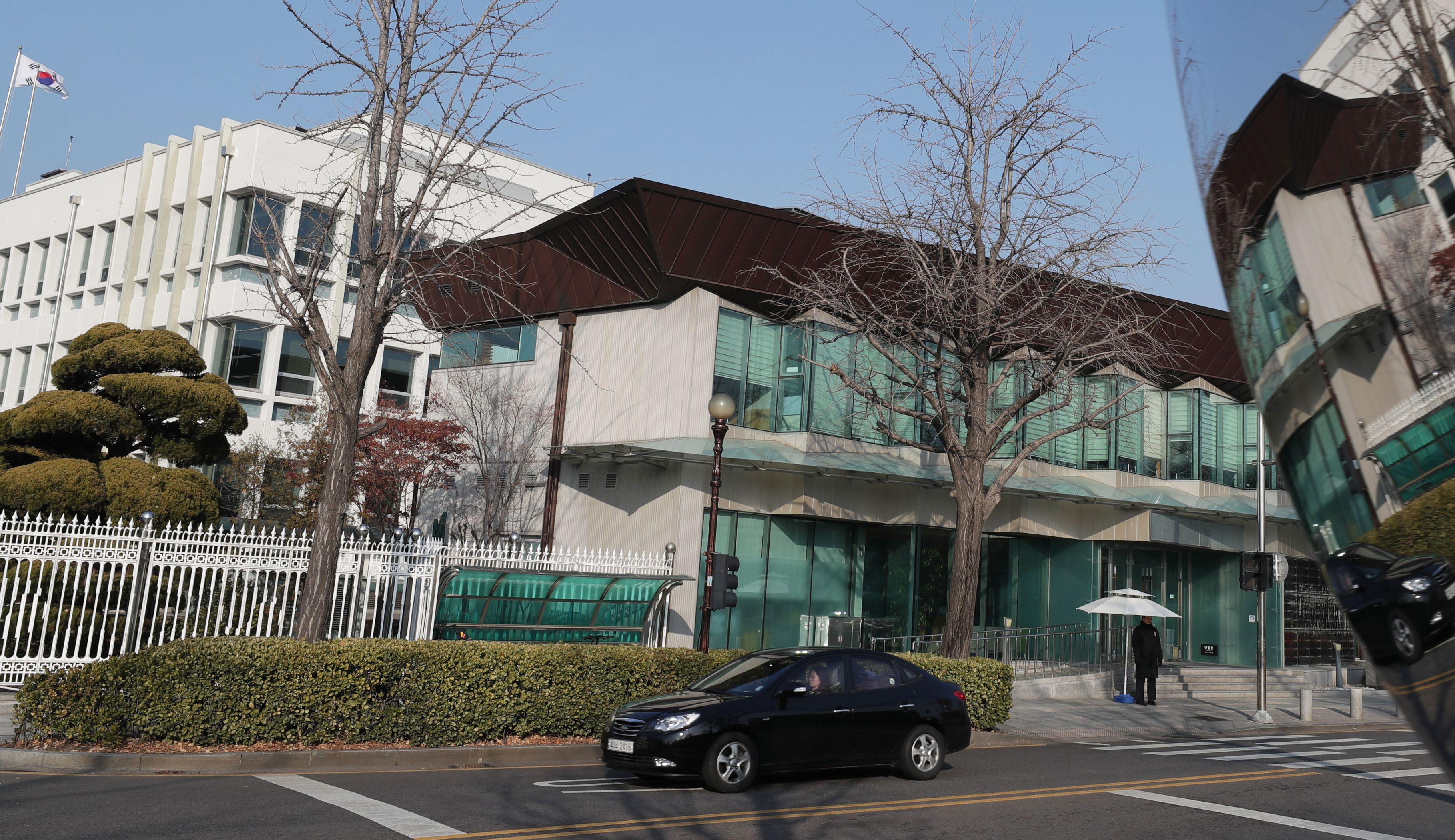 [단독] 착한 임대료 맞나요, 靑 4평 카페 1년에 8008만원