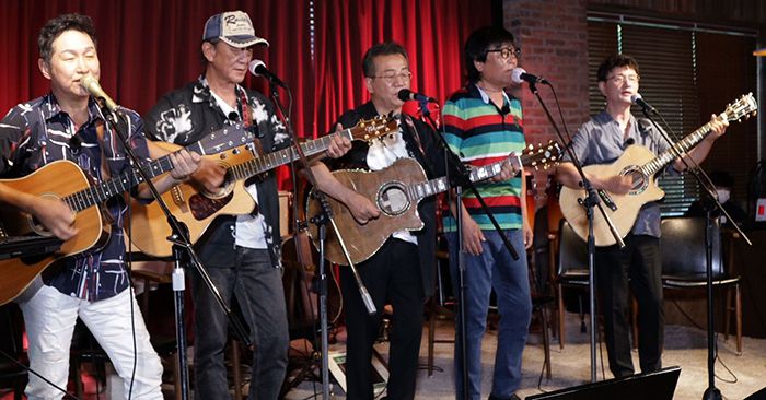 [TV조선] 포크 음악 성지 ‘쉘부르’의 추억