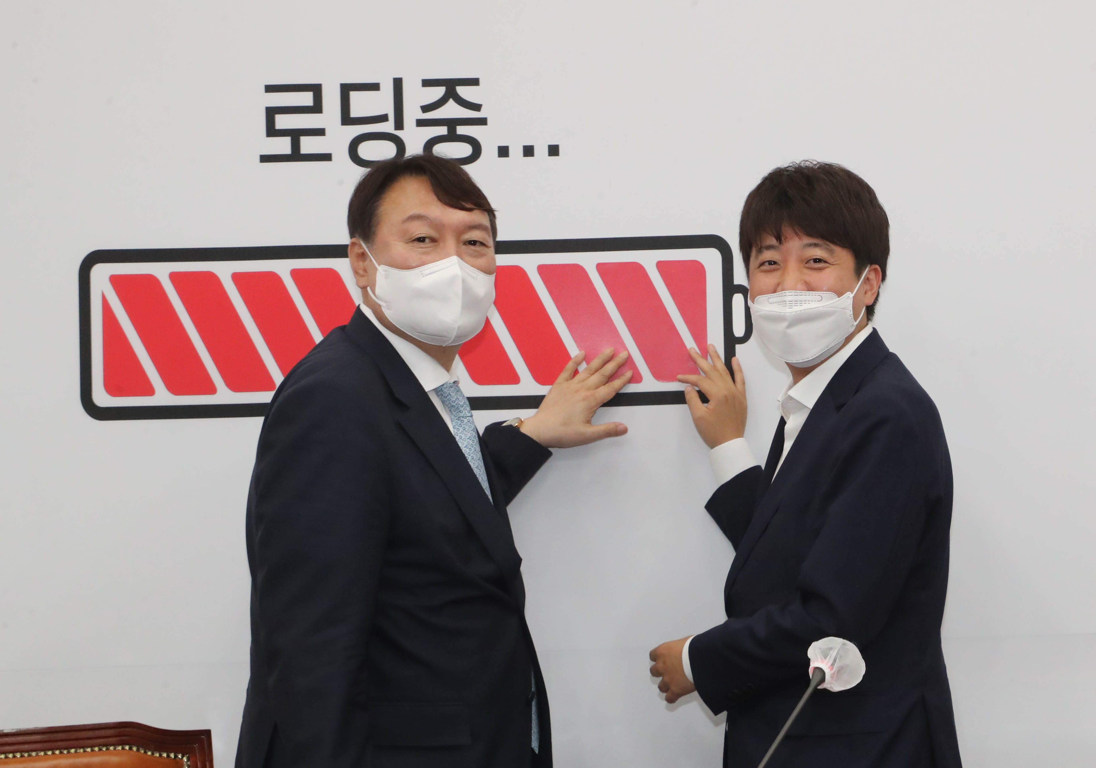 이준석 “불문에 붙일 것” 윤석열 “다음엔 참석” 당행사 보이콧 논란 봉합?