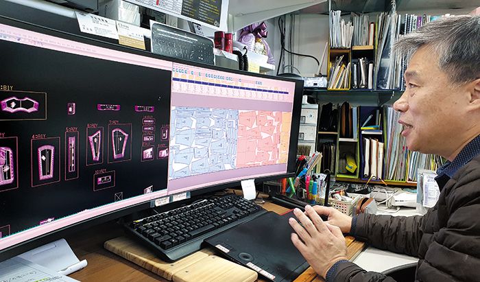 그 봉제공장 ‘비밀의 방’… 중국에 안 밀린 비결 있었다