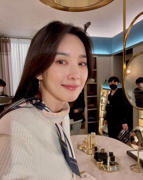 ‘부티’나는 뷰티, 올드 머니 뷰티와 뉴 클린 걸들의 시대