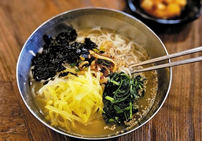 총선 격전지 ‘낙동강 벨트’에는 구포국수 맞수도 있답니다