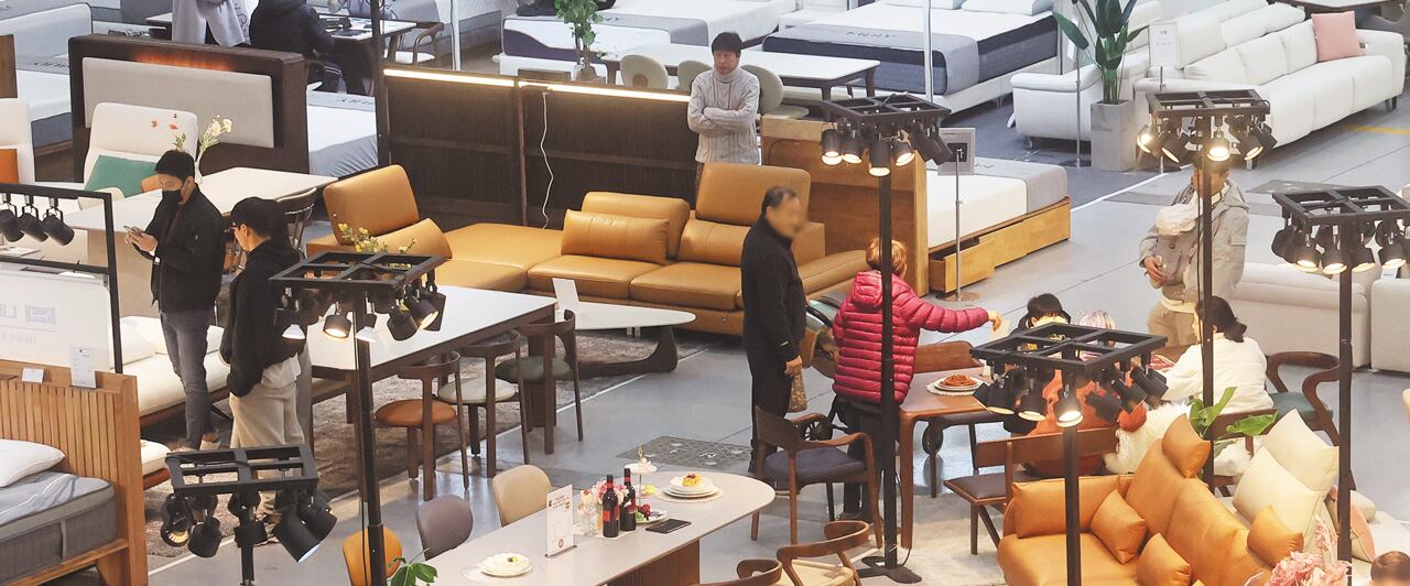 어떤 소파가 좋을까… 200여개사 참여 ‘가구박람회’
