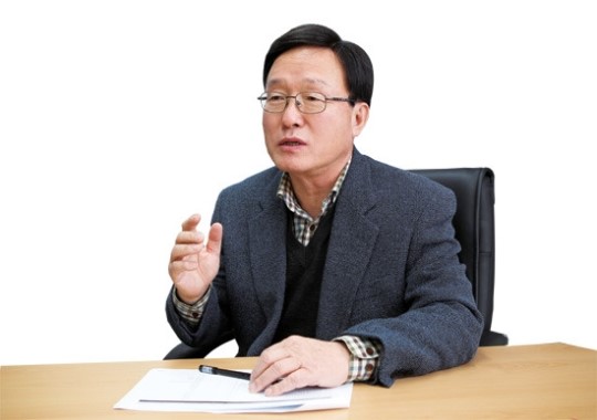 [슈즈 편집숍 `떴다`]슈즈 편집숍 ‘떴다’…ABC마트 갈까, 슈마커 갈까?
