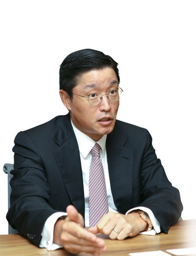 [사모펀드의 빛과 그림자]국내 시장 강자는 누구…MBK·보고펀드 토종 전성시대