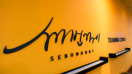 [단독] 수천억 갑부 이상록 前 카버코리아 회장, 엔터사업가(세번걸이엔터테인먼트) 변신 | 작년 엔터社 설립...가수 KCM 앨범 진두지휘 
