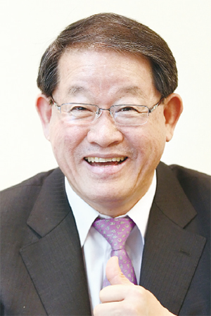 [대한민국 100대 CEO] 강호갑 신영그룹 회장 | 부도기업 인수 年매출 9000억 신화 창조 
