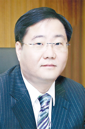 [대한민국 100대 CEO] 정몽진  KCC 회장 | ‘글로벌 첨단 화학 기업’ 비전 선언