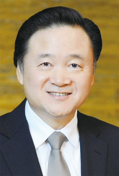 [대한민국 100대 CEO] 허영인 SPC그룹 회장 | ‘포켓몬빵’으로 다시 한 번 만루 홈런