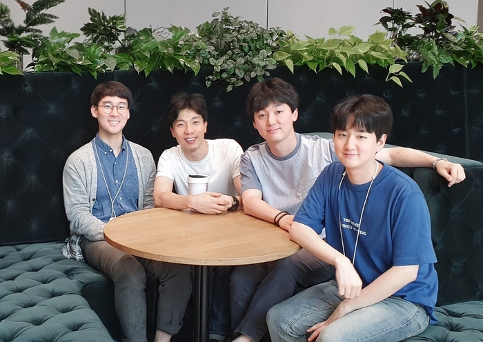 아모레 출신 4인방 의기투합해 만든 스타트업의 정체