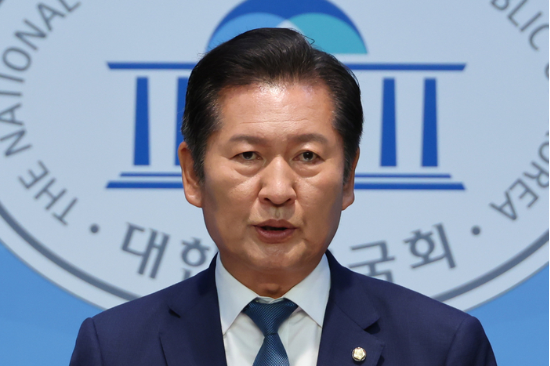 발언하는 정청래 대표 관련자료 3