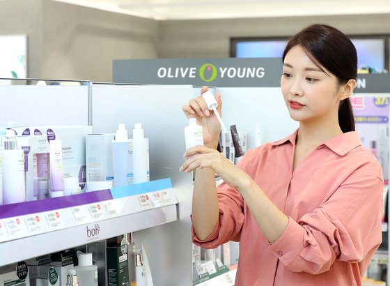 찬바람 부니 당기네…요즘은 에센스보다 앰풀