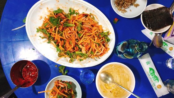 [아재의 식당] 마약 초장에 비벼먹는 막회의 맛 영덕회식당