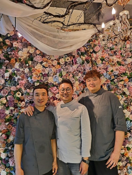 한식다이닝라운지 ‘배식당’ 신메뉴 출시, 셰프의 정성과 신선한 식자재 더해져 변화