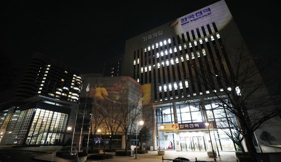 그린뉴딜 앞두고 석탄발전에 투자한다는 한전, 부실 위험 커 