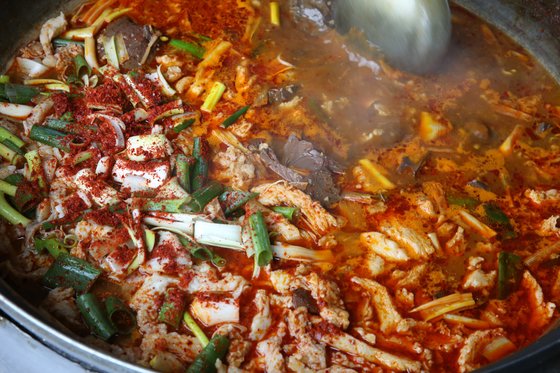 쑥굴리·수구레국밥·올챙이국수…이름도 맛도 별난 향토음식