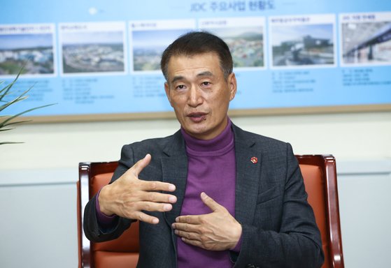 “관광으로 먹고살던 제주, 국제물류가 새 먹거리다”