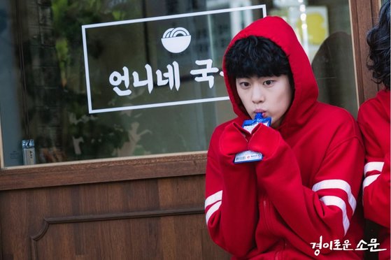 5년간 70편 ‘경이로운’ 다작러, 액션·청춘 다되는 ‘소문’이 되다