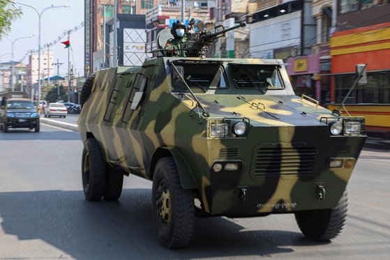 "비상사태 중단하라" G7+EU, 미얀마 軍쿠데타 규탄 공동성명