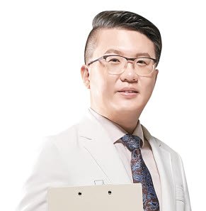 [라이프 트렌드&] [기고] 의사들, 가운 벗고 산업 일선에 나서야 할 때다