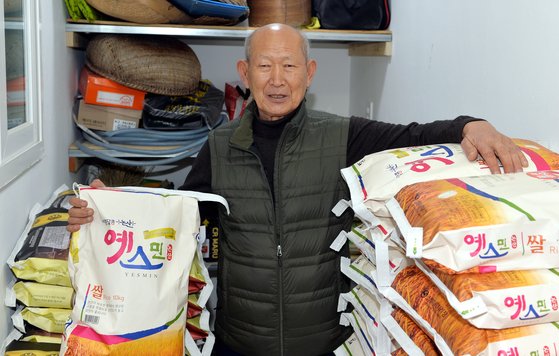 매년 설이면 2t씩 쌀 기부…23년간 인심 곳간 채운 도시 농부