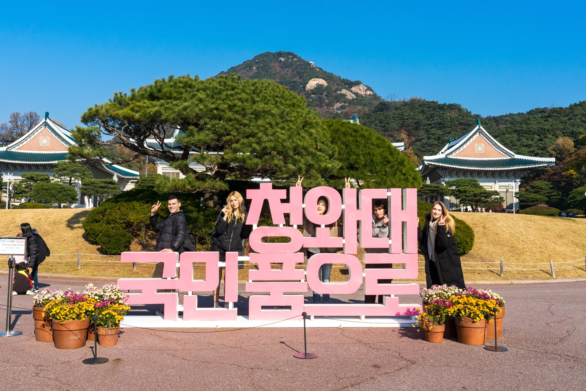 미국인은 익선동, 일본인은 동묘…외국인이 사랑한 서울 명소는?