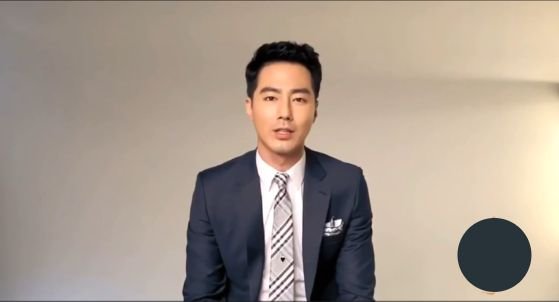 투자 감사 조인성 믿었다…수백억 가로챈 가짜 영상의 정체