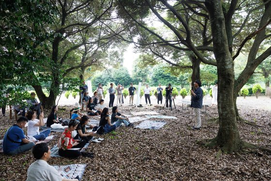 리브라이즈, 이명호 작가와 함께하는 ‘아트 나잇 인 제주’ 투어 호평