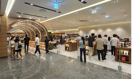 오티디코퍼레이션, 도심형 북라운지 ‘아크앤북 여의도점’ 오픈